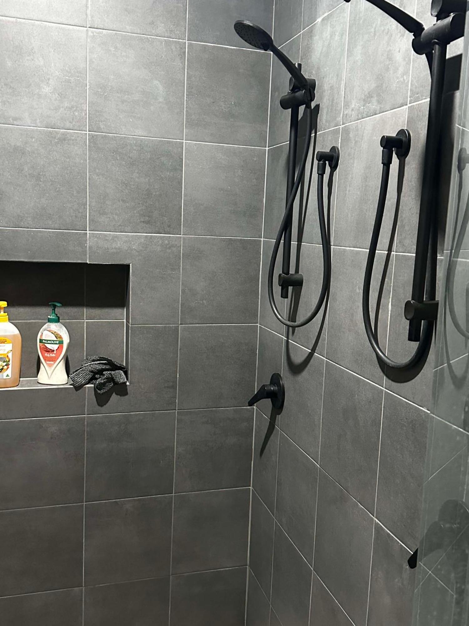 Master Bedroom Beechboro 珀斯 外观 照片